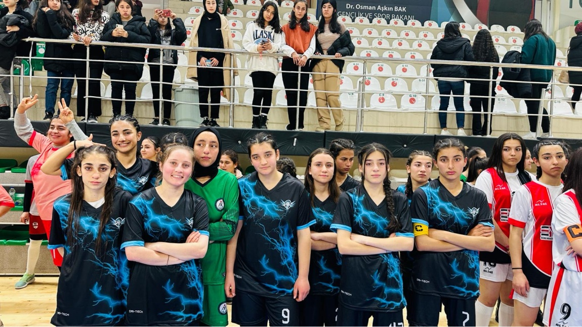 Kız Futsal Takımı